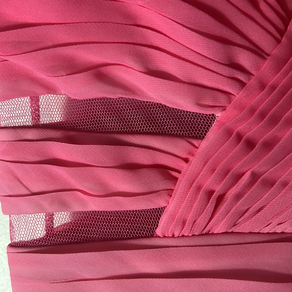 Hailey Logan Dress - Picture 4 of 9